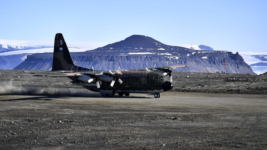 avion hercules antartida argentina