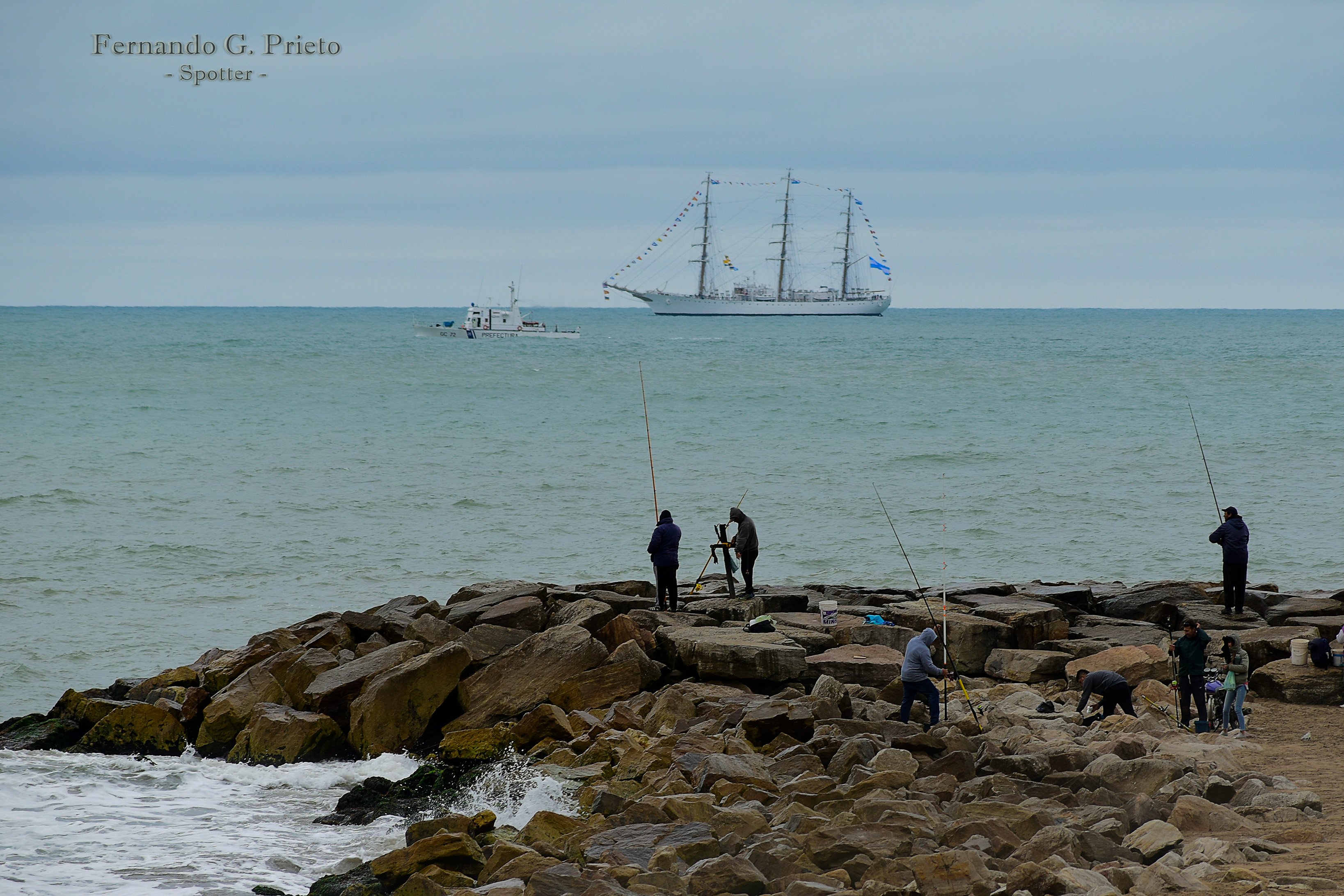 fragata libertad deja Mar del Plata