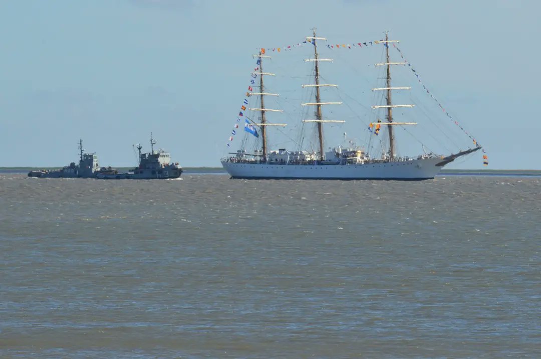 fragata libertad puerto rosales