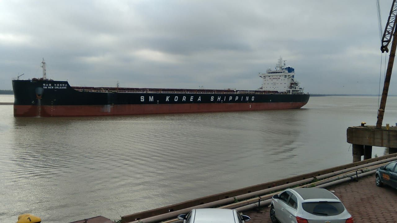 buque panamax san nicolas