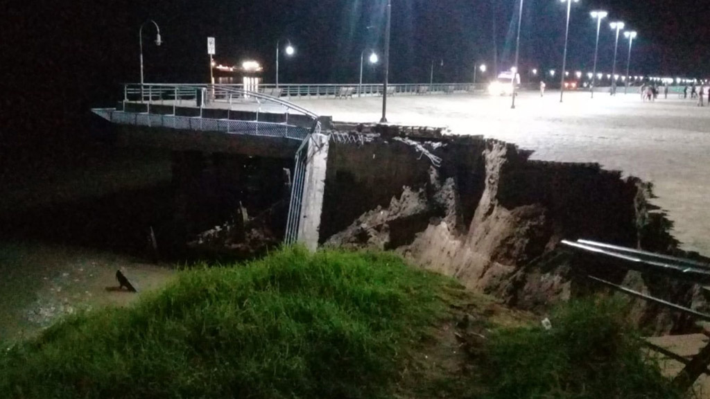 Rosario: afirman que por la bajante se derrumbó parte del muelle de Parque España