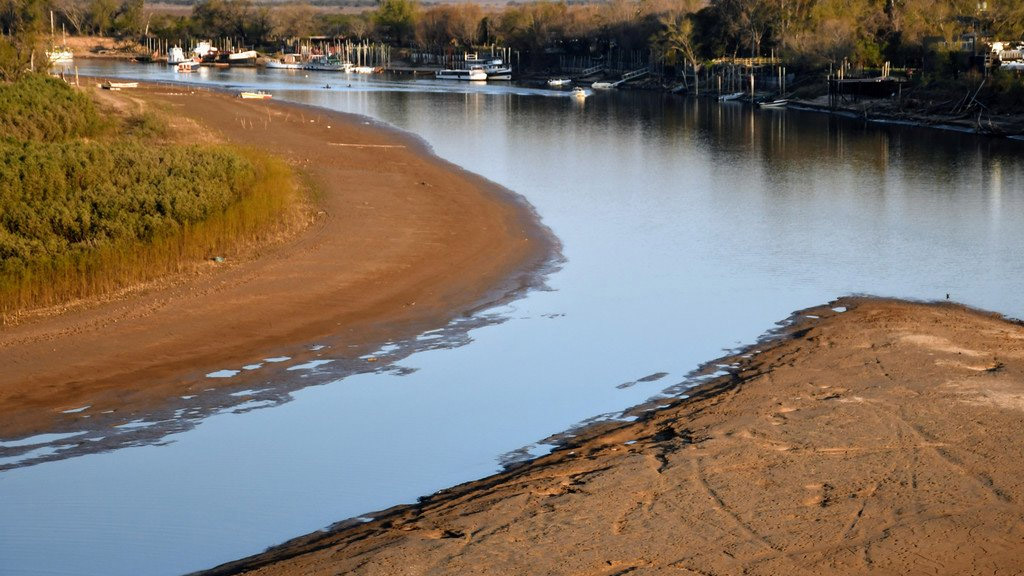 Jornada sobre desafíos hídricos y ambientales de la bajante en la Cuenca del Plata