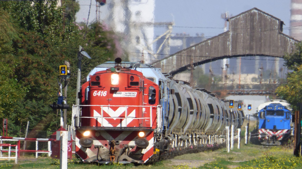 Ferroexpreso Pampeano aumentó un 22% su transporte de granos hacia Bahía Blanca