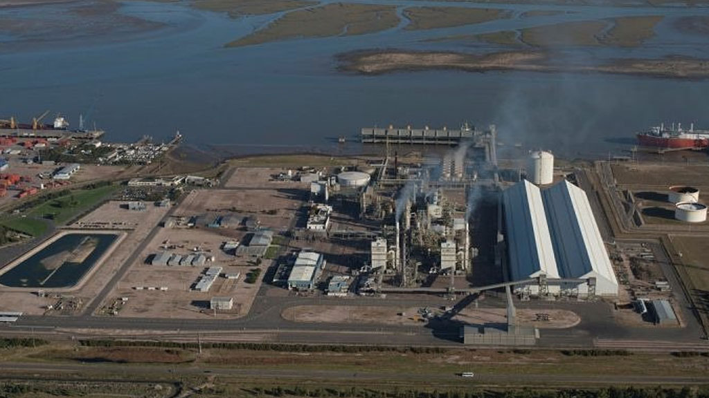 Profertil continúa con las maniobras de arranque de su planta en Bahía Blanca