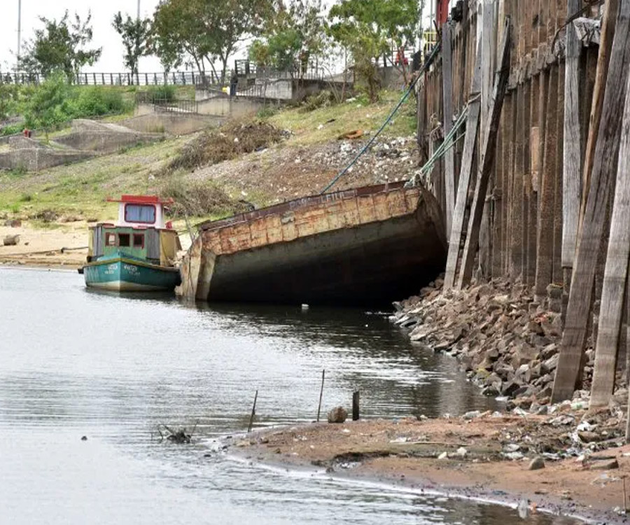 En Paraguay afirman que la navegación está prácticamente paralizada