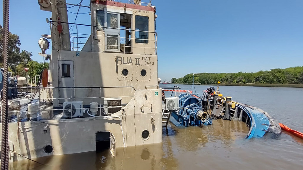 Los 15 pasos para el reflotamiento del remolcador RUA II en el puerto de La Plata