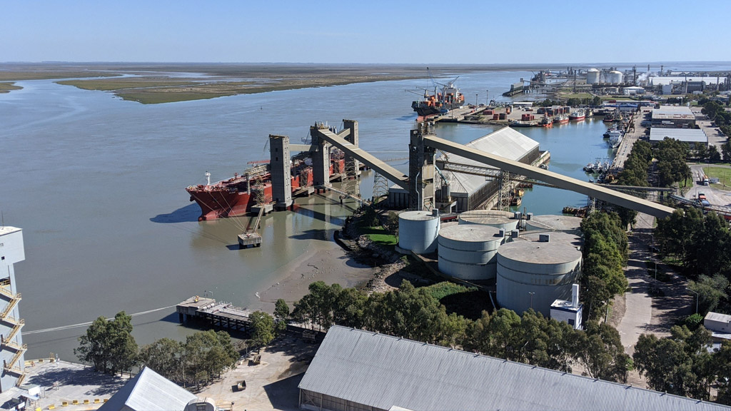 El puerto de Bahía Blanca se encamina a cerrar un excelente año operativo