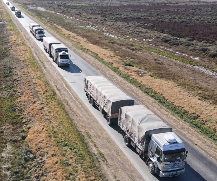 El gobierno busca afianzar la conexión entre los puertos de Rosario y Bahía Blanca