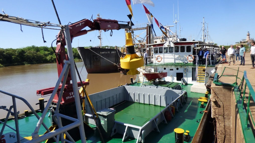 Puertos y Vías Navegables de la Nación destinó un balizador al río Uruguay