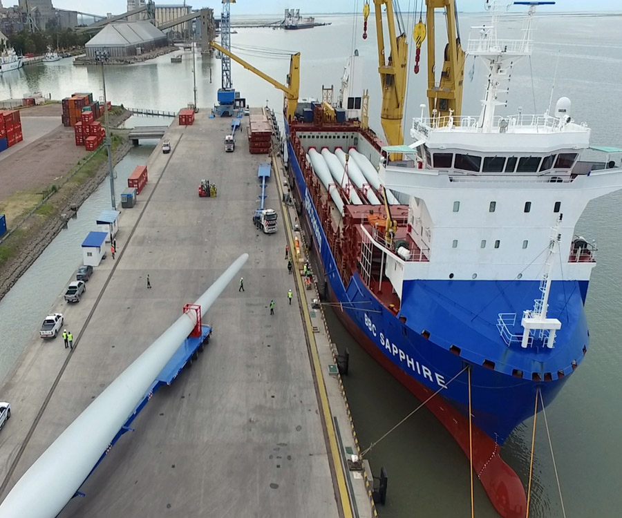 Con inversiones en Rosales y Tornquist, vuelven los aerogeneradores al puerto de Bahía Blanca