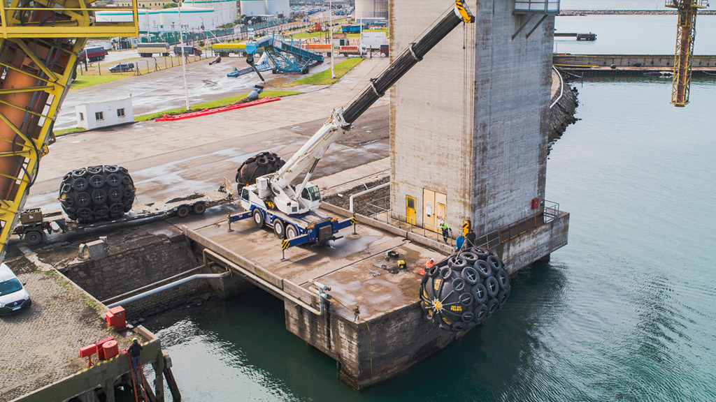 Video: Puerto Quequén completó la renovación de su sistema de defensas neumáticas