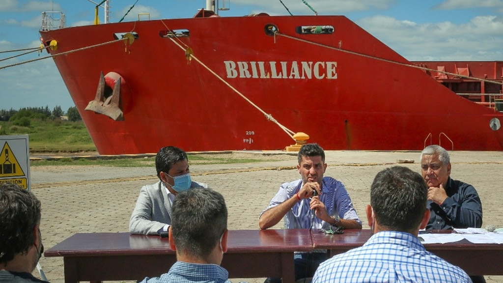 El puerto de San Pedro llama a licitación para recuperar el muelle cabecera