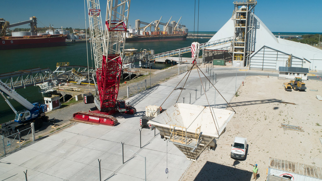 Quequén: comenzó el desmontaje de la galería siniestrada en la terminal Pier 12