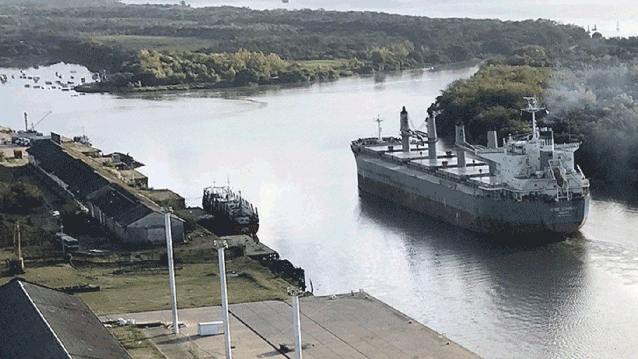 También hay quienes sueñan con hacer realidad una segunda Hidrovía troncal en el río Uruguay