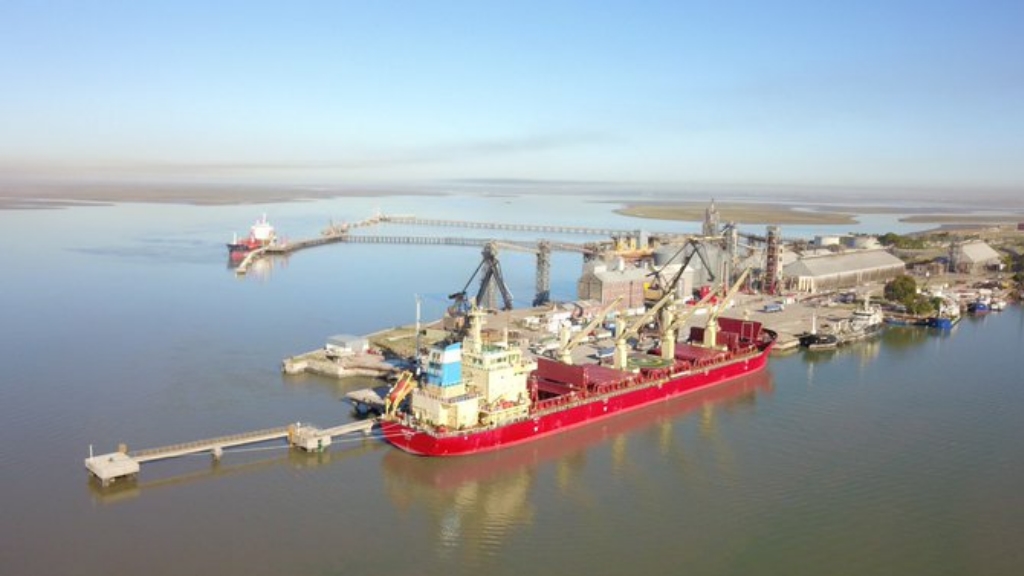 “Bahía Blanca tiene el puerto natural de aguas profundas más importante de la Argentina”