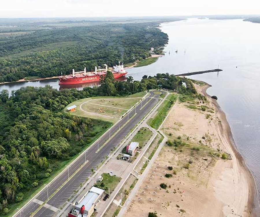 Analizan el impacto positivo de un dragado del río Uruguay a 34 pies