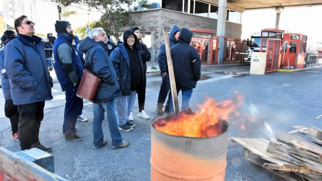 “Reclamo legítimo expresado en forma arbitraria” dijo ABIN sobre el paro en astilleros