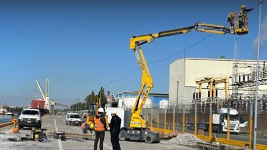 El puerto de Dock Sud suma seguridad con obras de iluminación