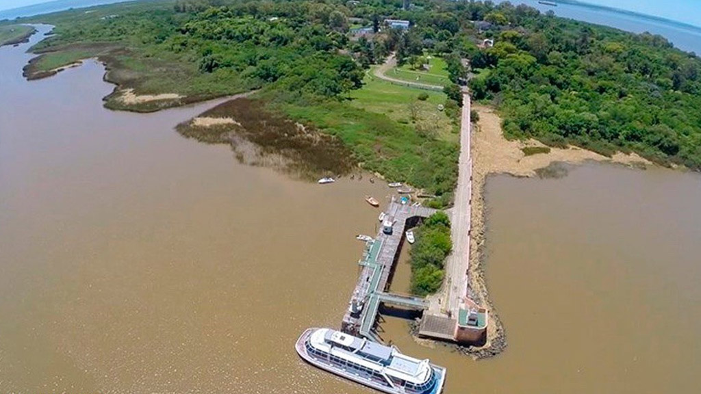 Adjudicaron la obra de acondicionamiento del muelle de la isla Martín García