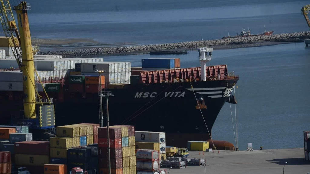 Montevideo mira de reojo al canal Magdalena y va por los 14 metros de profundidad