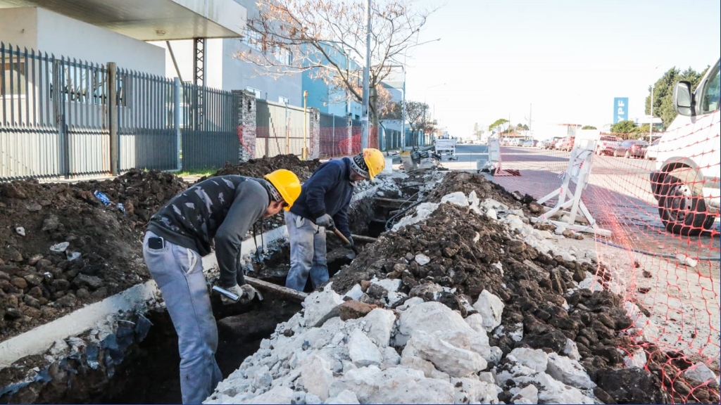 Obras de la red cloacal para el área comercial y de servicios del Puerto de Mar del Plata