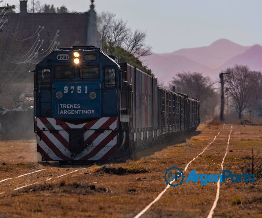 Con más de 860 mil toneladas transportadas en julio, el ferrocarril alcanzó un nuevo récord