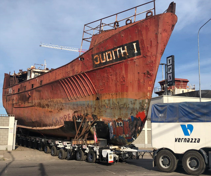 Avanza el retiro de buques inactivos en el puerto de Mar del Plata y se liberan  zonas productivas