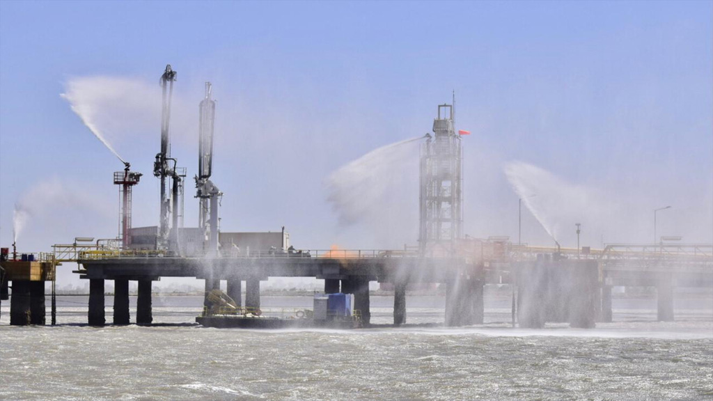 Simulacro de incendio, salvataje y derrame en el puerto de Bahía Blanca