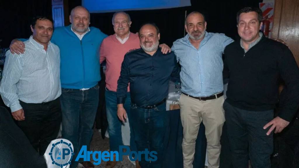 Gran festejo de URGARA en Necochea y elogios para la conducción de puerto Quequén