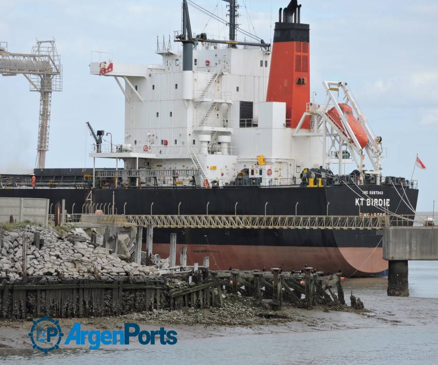 Conciliación obligatoria y actividad normal en los puertos del país