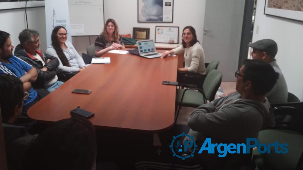 Científicas del INIDEP y pescadores artesanales se reunieron en Puerto Madryn