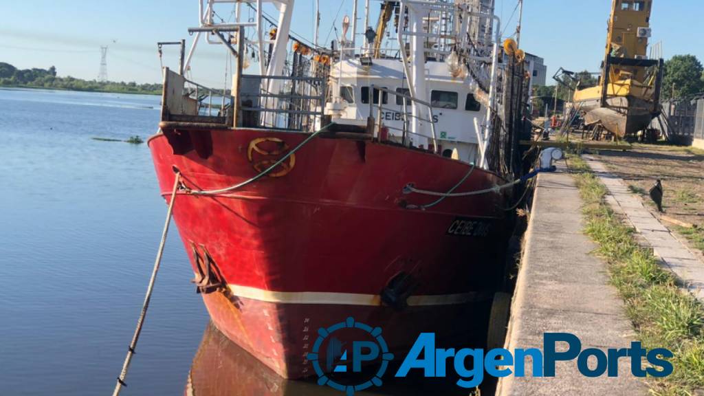 Un buque potero hará estadía y permanencia en el puerto de Santa Fe