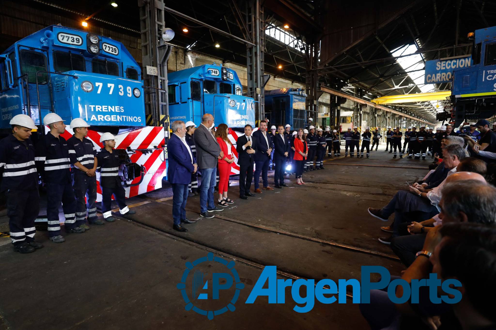 Incorporan al Belgrano Cargas dos locomotoras restauradas en Córdoba