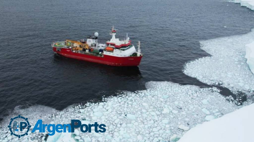 El rompehielos italiano Laura Bassi llega al punto más austral jamás alcanzado por un barco