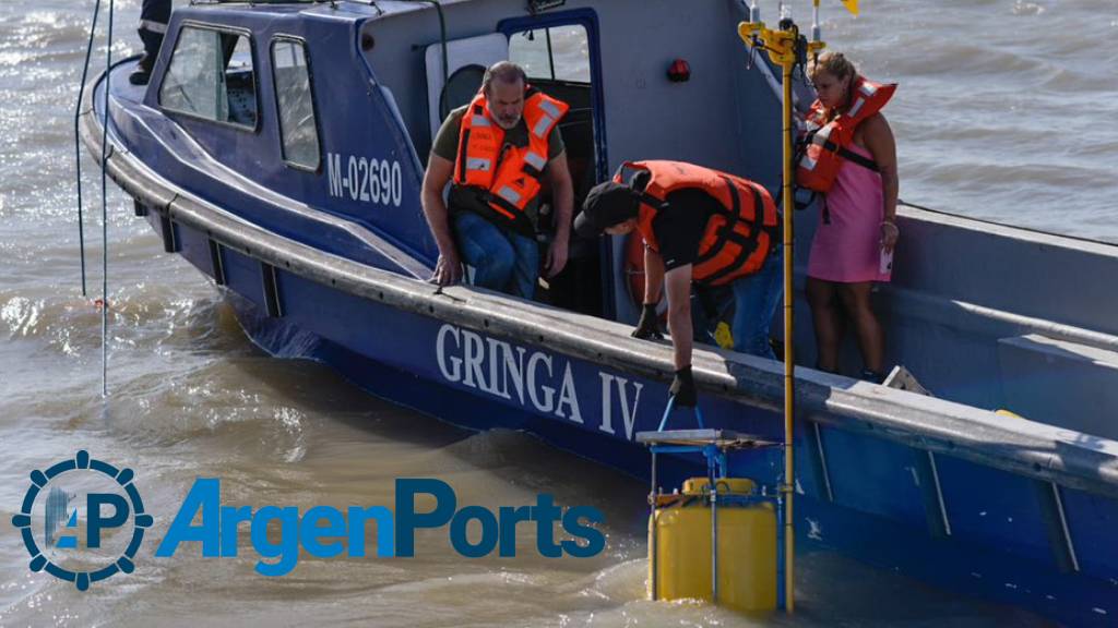 El puerto de Bahía Blanca sumó una nueva boya de monitoreo ambiental