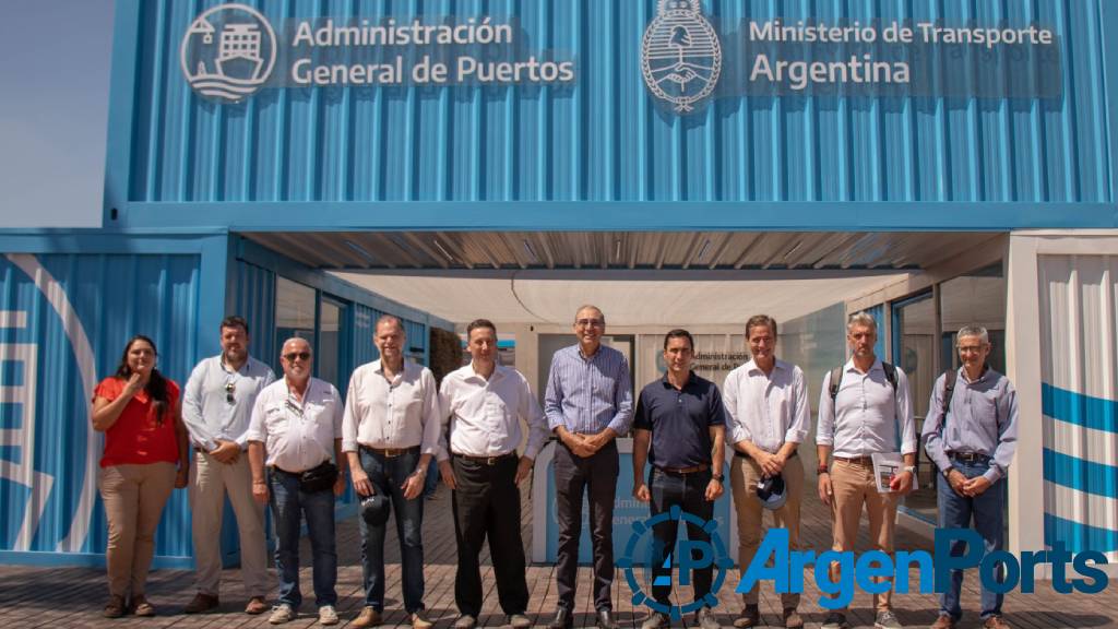 AGP se reunió en Expoagro con entidades privadas que agrupan a usuarios de la Hidrovía