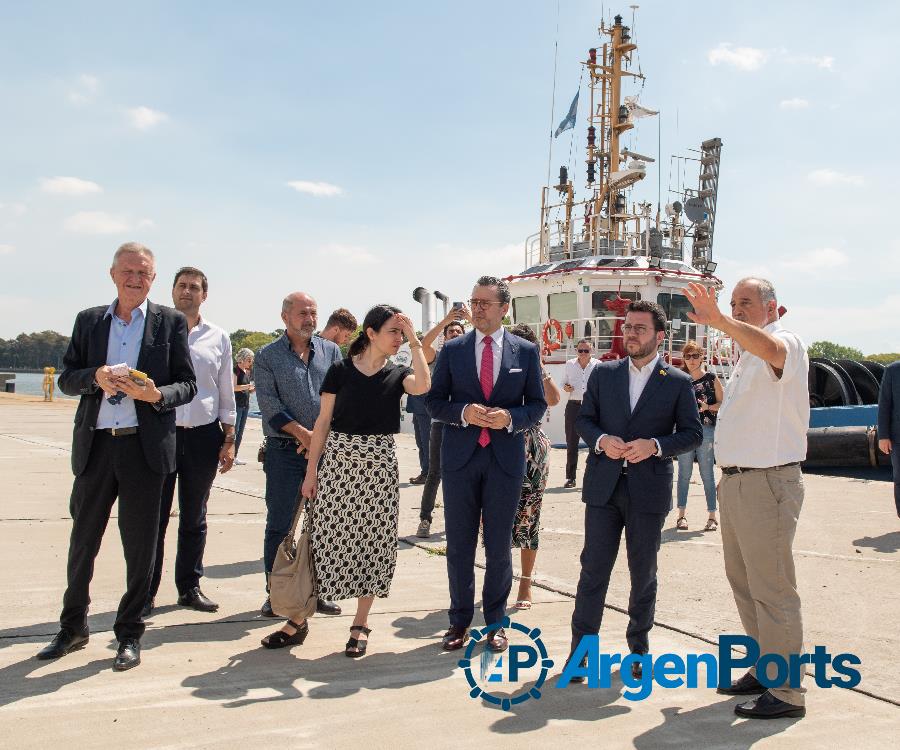 El presidente de la Generalitat de Catalunya visitó el Puerto La Plata