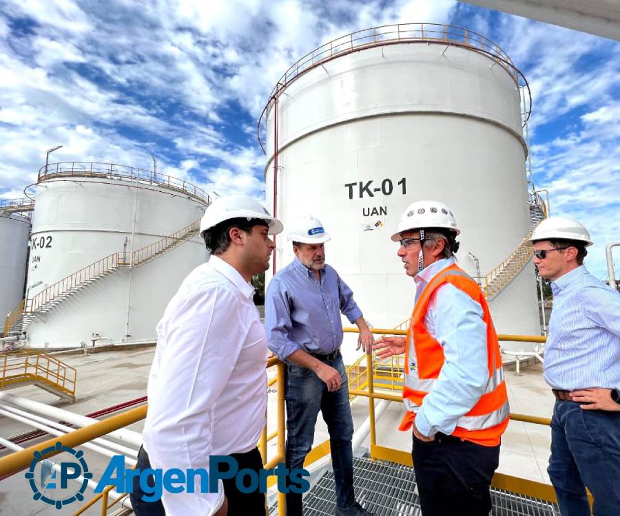 Terminal Bahía Blanca levanta una planta para operar fertilizantes líquidos