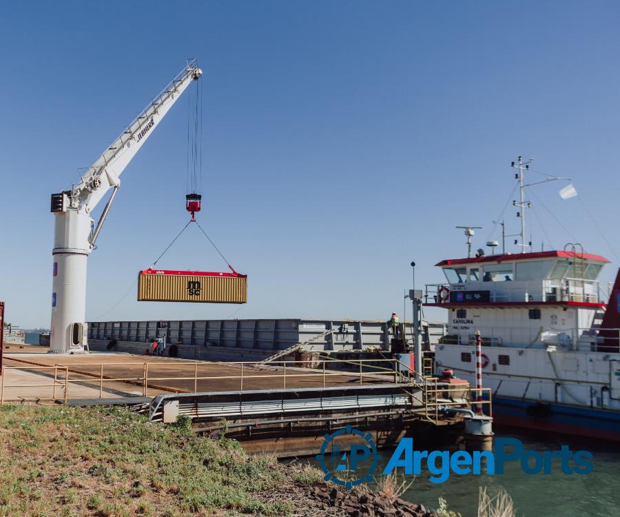 Partió la quinta barcaza desde el puerto de Posadas con destino a Rosario