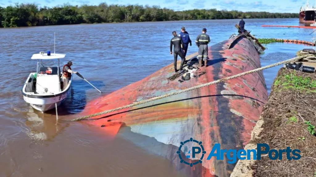 Concepción del Uruguay: cuál es el estado de un  buque hundido frente al puerto