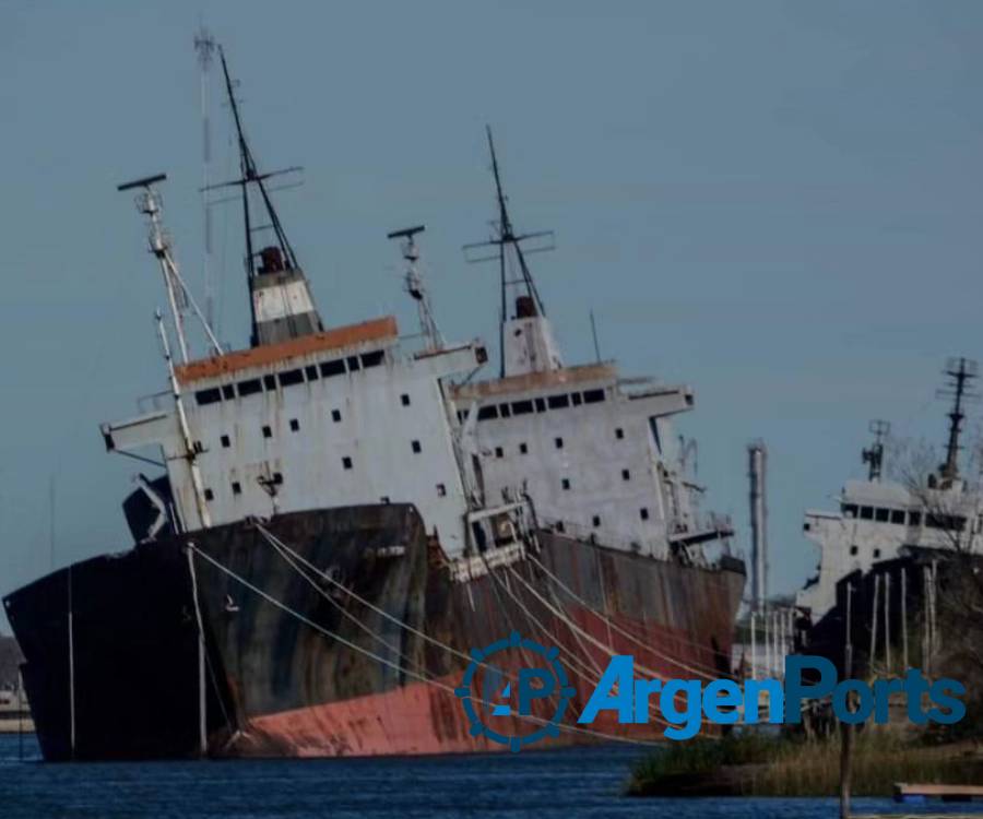 Se prolonga el final de tres grandes buques abandonados en La Plata