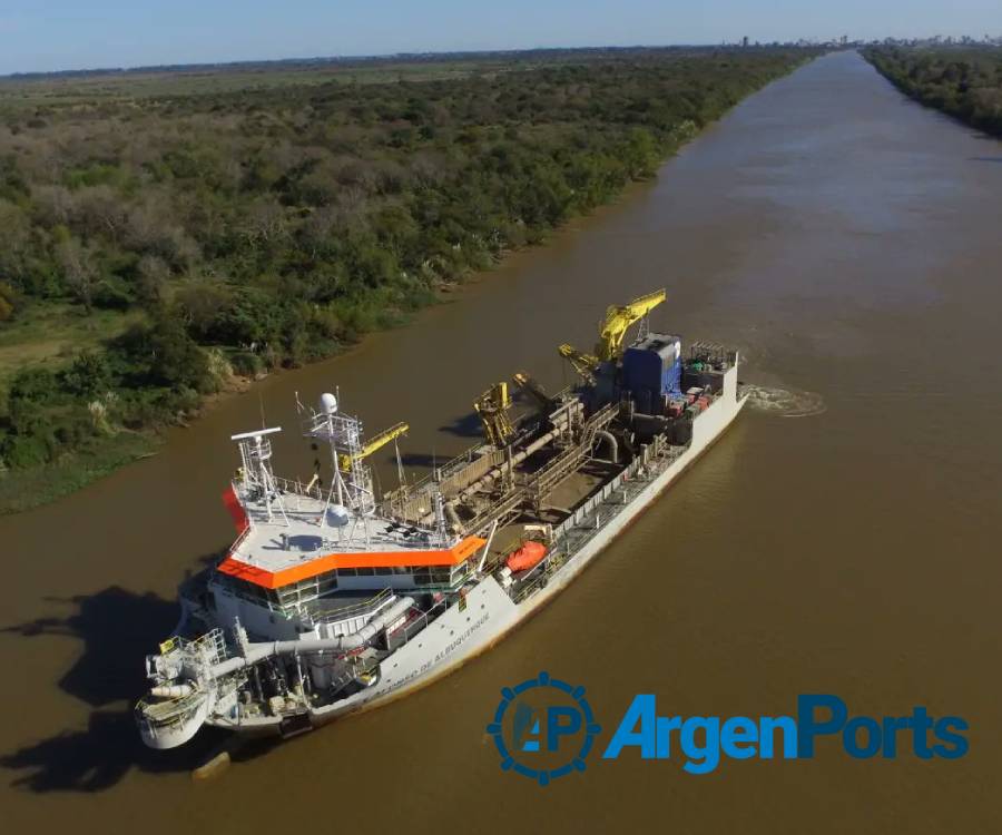 Se inició el dragado del canal de acceso al puerto de Santa Fe