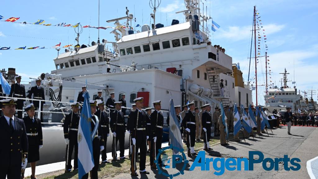 Prefectura conmemoró el 40° aniversario de la incorporación de los guardacostas tipo 24