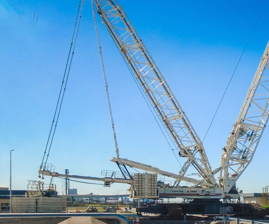 Compañía Mega reemplazó los brazos de carga en su muelle de Bahía Blanca