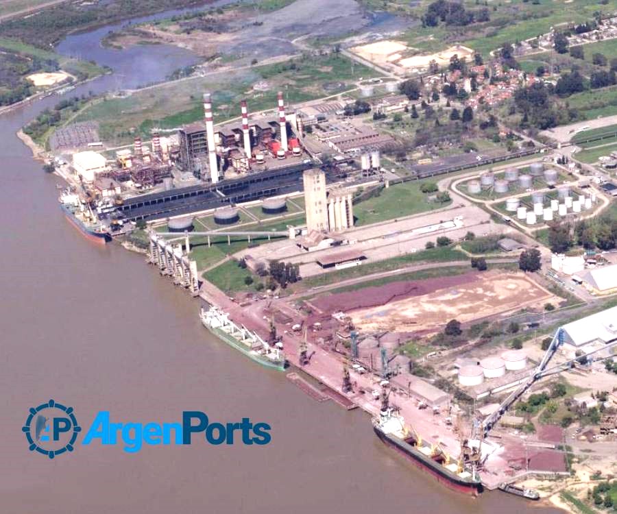 Puerto San Nicolás volvió a amarrar dos buques en simultáneo en el Muelle Sur