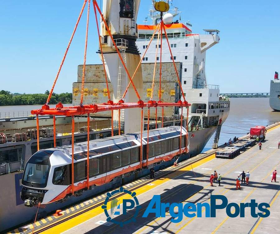 Las duplas del Tren de la Quebrada llegaron al puerto de Zárate y están camino a Jujuy