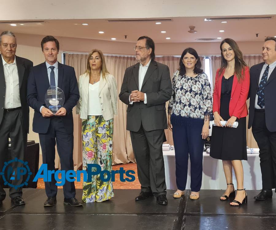 Compañía Mega recibió el premio IAPG a la Gestión de las Personas por Megatecnia