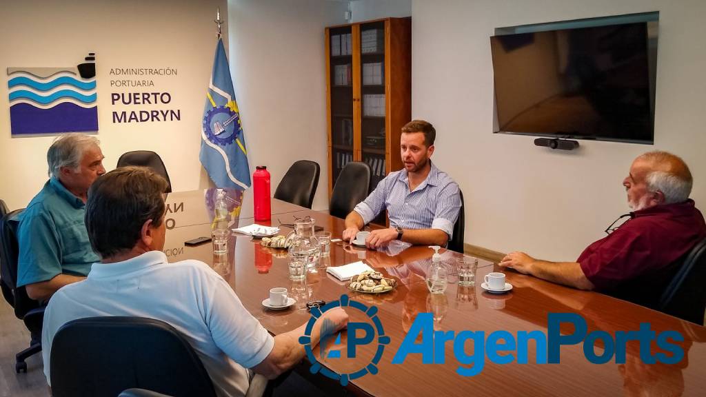 La Administración Portuaria de Puerto Madryn busca aumentar el movimiento de contenedores