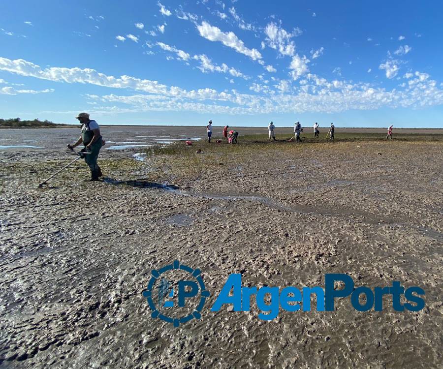 Oiltanking informó que ya remedió 23 mil m2 de costa tras el derrame en Puerto Rosales