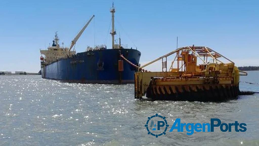 Vuelve a operar la terminal petrolera de Oiltanking en Puerto Rosales